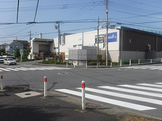 北西側未整備（巻込部）の写真