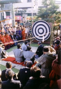 田名八幡宮の的祭