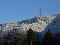 雪景色（緑区千木良方面）の拡大写真を表示