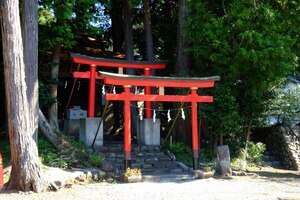 鮑子の子神社写真