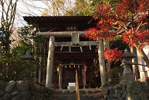 弁才天坐像を祀る社殿