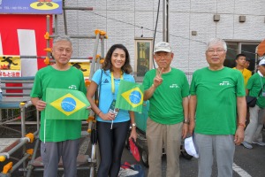 ブラジル選手団のスタッフとの記念撮影