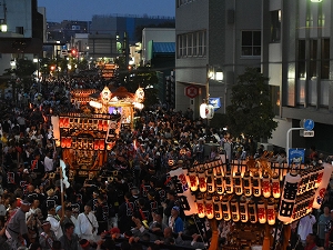 祭りの写真