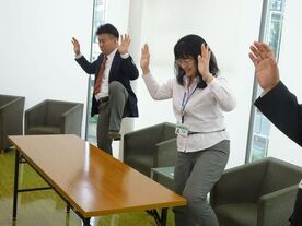 神経を刺激する体操　写真