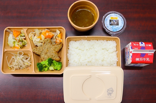 はやぶさ給食