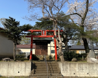 田名地区堀之内に祀られた蚕影山神社